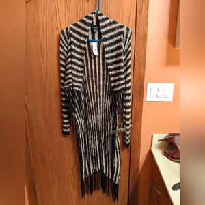 NWT Rue21 Sweater Kimono Style Shrug